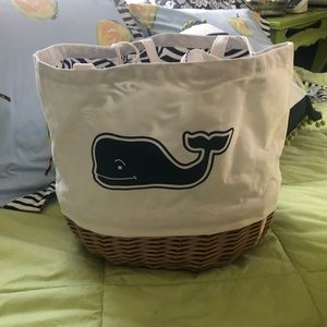 NWT vineyard vines target picnic tote basket